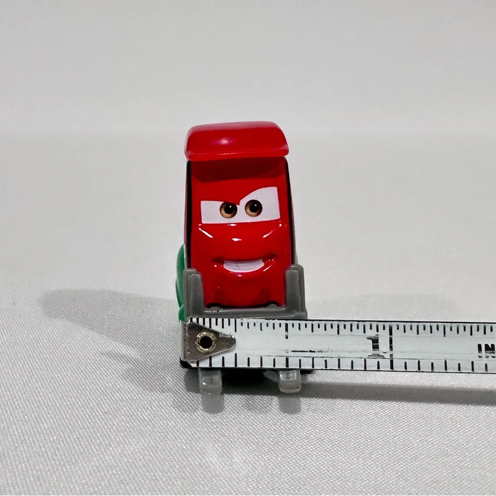 Disney Pixar Cars 2 Alex Machino Pitty Die-cast Mattel